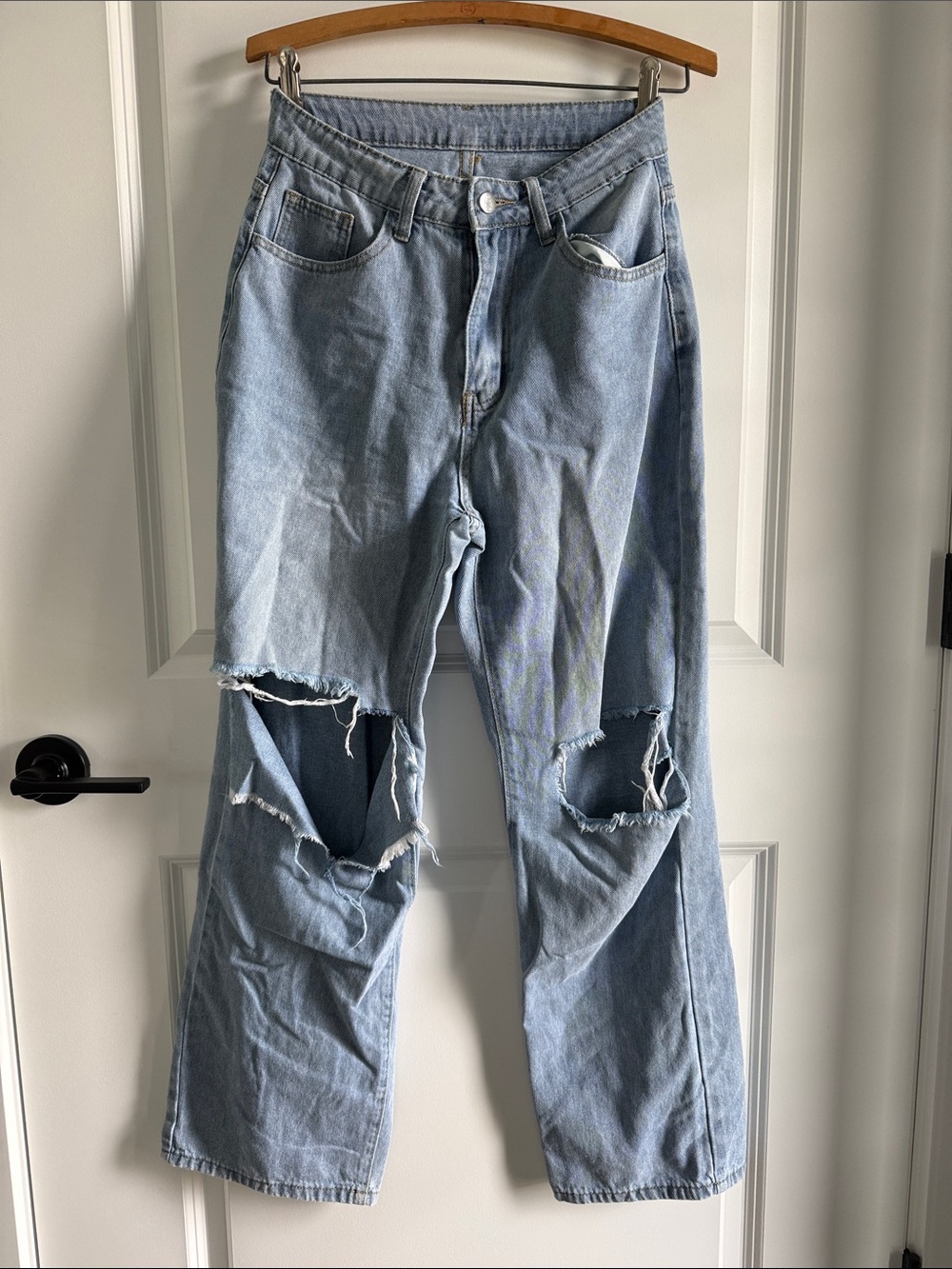 Light Blue Distressed boutique Women's Jeans - Extra Wide Leg, S